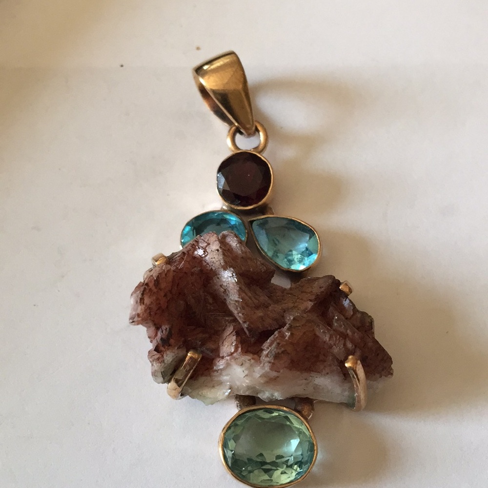 Multi stone pendent - Picture 3 of 3